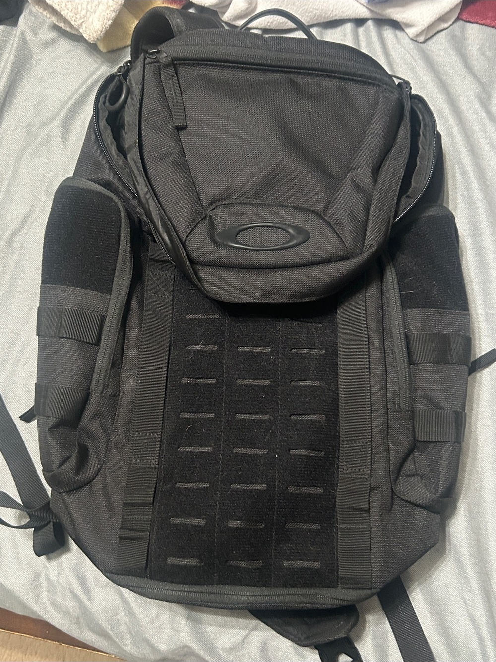 Oakley Black Tactical MOLLE Backpack with Hydo pack inside
